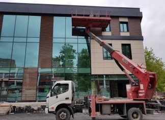 Отличия телескопических и коленчатых автовышек