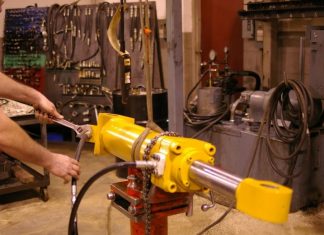 Ремонт гидравлических систем: в чём может быть проблема