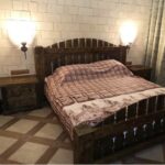 Покупка кроватей под старину: какие особенности