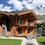 Строительство загородного дома-шале в Москве и Московской области