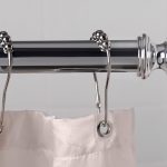 Использование карнизов из нержавеющей стали в интерьере ванной комнаты