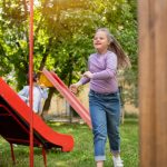 Обустройство детской игровой площадки на даче