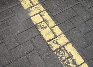 Тротуарные плитки: как выбрать идеальное покрытие для вашего участка