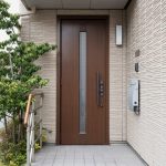 Производство входных дверей: какие особенности покупки двери