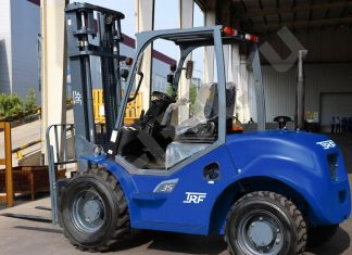 Вилочные погрузчики TRF: какие особенности?