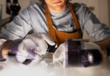 Фрезерование оргстекла: какие особенности выбора