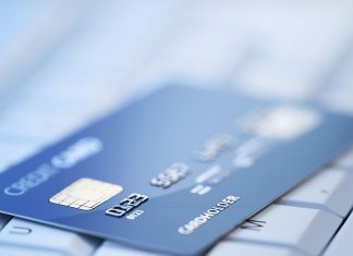 Как выбрать надежный сервис онлайн платежей для бизнеса: критерии для оценки и сравнения