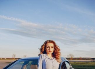 Автомобили УАЗ: Легенды на колёсах