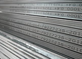 Гараж из сэндвич-панелей под ключ: идеальное решение для вашего автомобиля