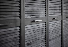 Металлические шкафы для офиса: надежность и стиль в одном флаконе