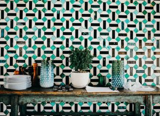 Ручные плиткорезы: незаменимый помощник в работе с плиткой