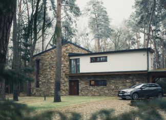 Дом с гаражом на 4 машины: комфорт и функциональность для всей семьи