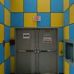 Двери противопожарные с остеклением Гост: что важно знать?