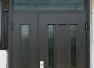 Влагостойкие двери: как защитить дом от влаги и сохранить уют