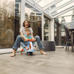 Остекление террас и веранд: превращаем открытое пространство в уютный уголок