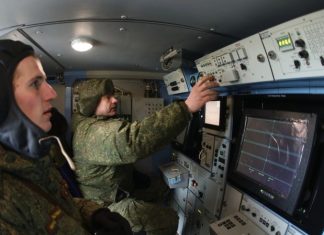 Над четырьмя регионами и двумя морями: за ночь российские силы ПВО сбили 93 украинских БПЛА