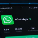 «Не рискуйте попасть под блокировку»: WhatsApp начал просить россиян добавить почту для входа в аккаунт