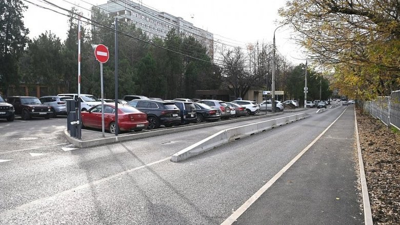 В Краснодаре обновили дорогу к крупным медучреждениям