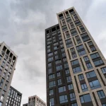 В Петербурге третий месяц растут объемы ввода жилья