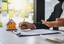 В Подмосковье почти треть покупателей загородных домов используют схему трейд-ин