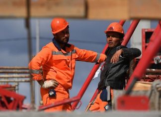 В Ташкенте приостановили работы на 15 стройках — причина