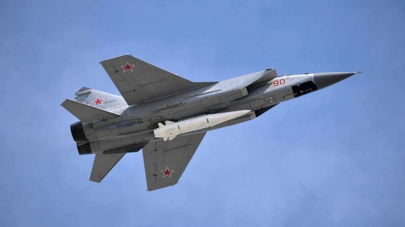 Все цели поражены: ВС РФ нанесли массированный удар «Кинжалами» по объектам ВПК и энергетики Украины