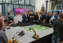 Юные строители покорили профессиональный форум