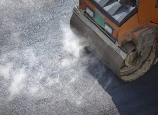 Кабмин выделит 5,2 млрд рублей на строительство и ремонт дорог в шести регионах