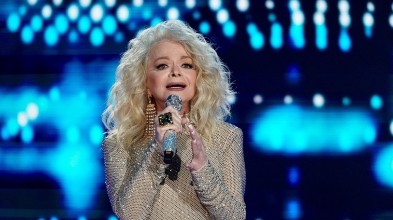 «Мама», «звезда», «ремикс»: RT воссоздал схему обмана Ларисы Долиной