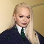 «Мошенник действительно похож на Тома Холланда»: RT узнал фамилию предполагаемого афериста, обманувшего Ларису Долину