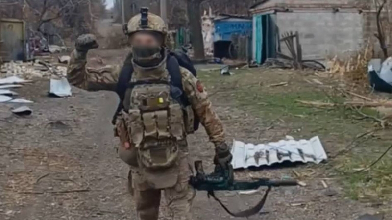 «Ошибки стоят дорого»: разведчик с позывным Чёрный рассказал об особенностях работы в зоне СВО