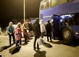 «Подлежали выдворению и хотели вернуться»: Москва передала Киеву 45 украинцев