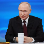 Путин заявил, что мораторий на штрафы в отношении застройщиков будет отменён