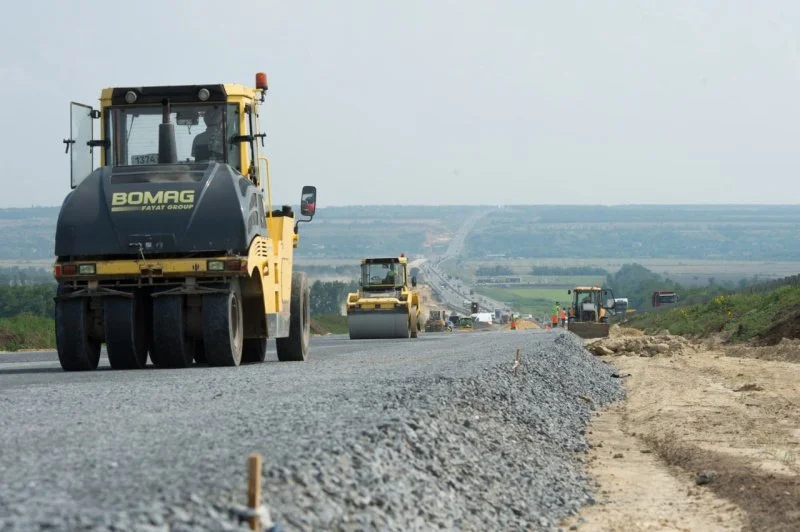 С начала года в России отремонтировано и построено более 28 тысяч километров дорог
