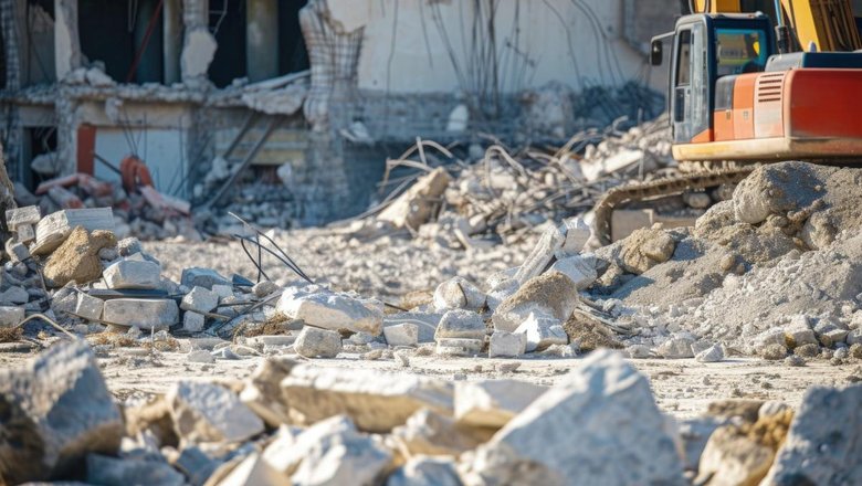 В Новосибирске снесли «ковидный» корпус инфекционной больницы