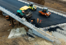 В Подмосковье рассказали о ходе строительства крупных дорог и развязок