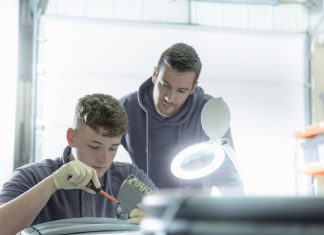 В России планируют ввести новый перечень запрещённых для детей работ