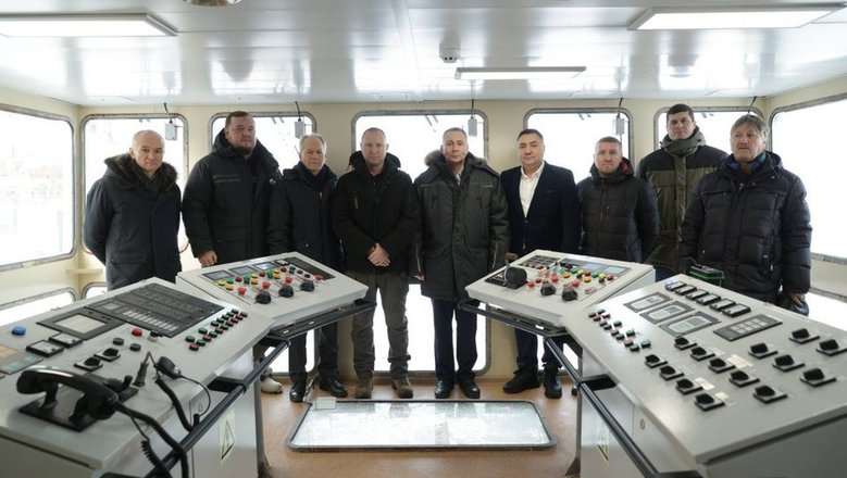 В Самаре на судоверфи передали земснаряд заказчику