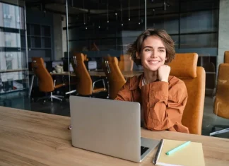 Зумеры рассказали, чего ждут от офиса