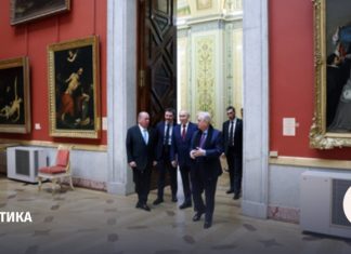 Владимир Путин показал султану Малайзии Ибрагиму Эрмитаж