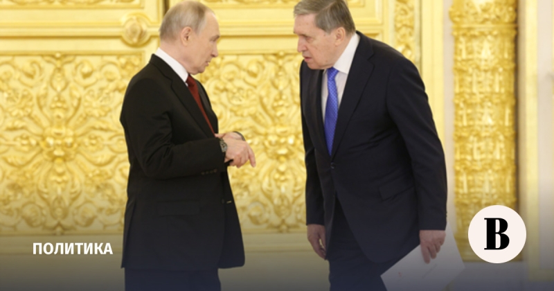 Ушаков: РФ готова организовать встречу Путина и Зеленского в Москве