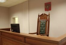 Дело о гибели рабочего в шахте лифта на петербургском предприятии передано в суд