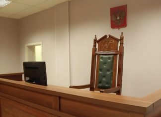 Дело о гибели рабочего в шахте лифта на петербургском предприятии передано в суд