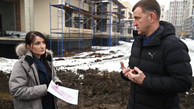 Мэр Краснодара Наумов проверил соцобъекты на Западном Обходе