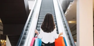 На российском рынке в два раза сократились выходы международных брендов