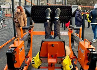 На улице Гайдара в Калининграде открыли новую спортивную площадку