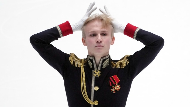 «Не было стыдно, что плачу в царском мундире»: Ветлугин — о лучшем прокате в жизни, дорожке Ягудина и об образе Гурченко