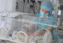 Почему в Алматы снесли здание роддома № 1