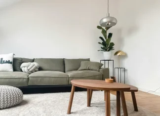 Почти треть квартир по семейной ипотеке в Петербурге продаются с меблировкой