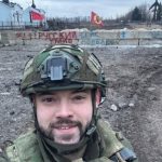 «Поняли, что смысла тянуть нет»: как доброволец встретил на СВО свою любовь и обвенчался в военно-полевом храме